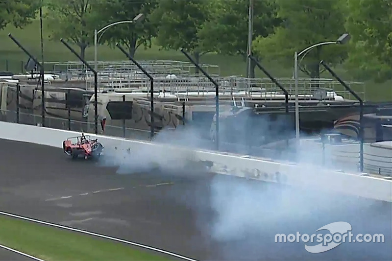 Джеймс Девісон, A.J. Foyt Enterprises with Byrd / Hollinger / Belardi Chevrolet crash