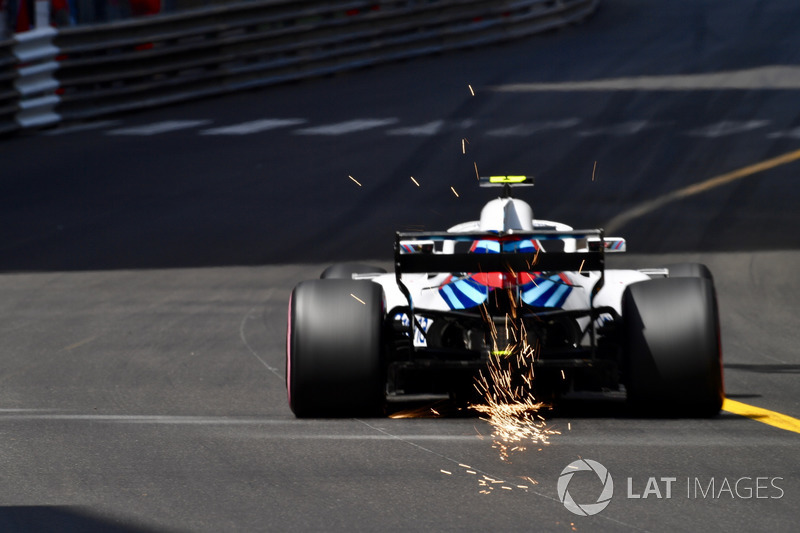 16. Sergei Sirotkin, Williams FW41