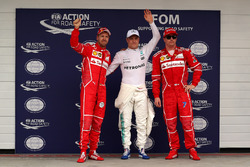 Qualifying Top 3: polesitter Valtteri Bottas, Mercedes AMG F1, second place Sebastian Vettel, Ferrar
