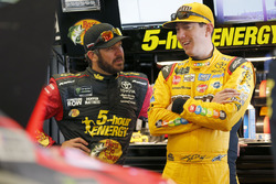 Kyle Busch, Joe Gibbs Racing, M&M's Toyota Camry Martin Truex Jr., Furniture Row Racing, Bass Pro Sh