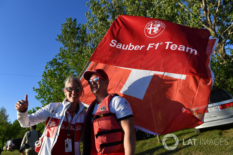 Sauber at the raft race