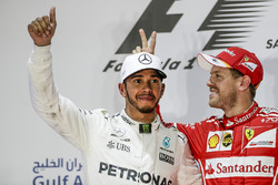 Podium: 2. Lewis Hamilton, Mercedes AMG, 1. Sebastian Vettel, Ferrari