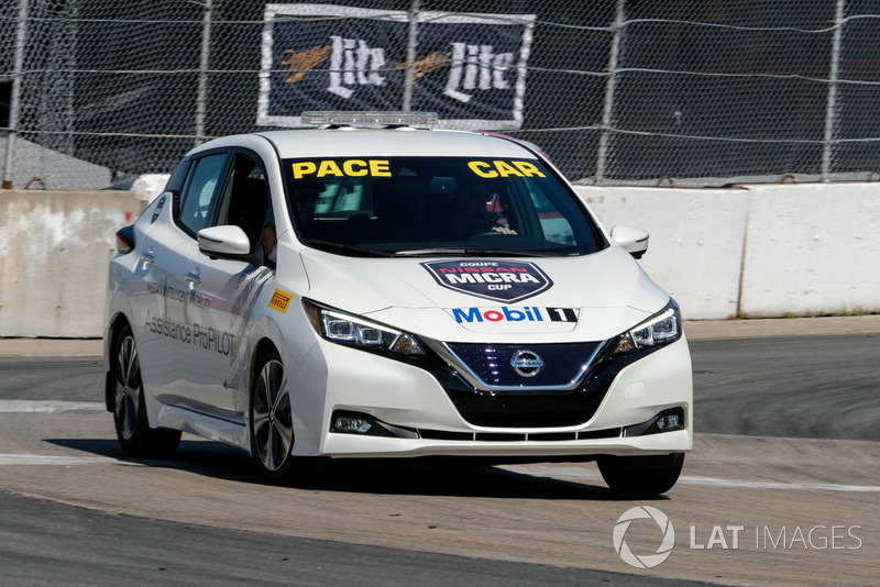 Nissan LEAF Pace Car