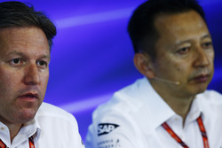 Zak Brown, Executive Director, McLaren Technology Group, Yusuke Hasegawa, Senior Managing Officer, H