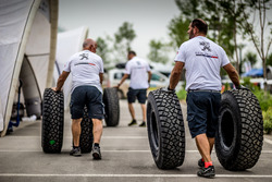 Mechanics of Peugeot Sport