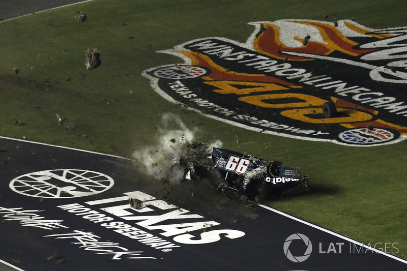 Unfall von Timothy Peters, MDM Motorsports Chevrolet
