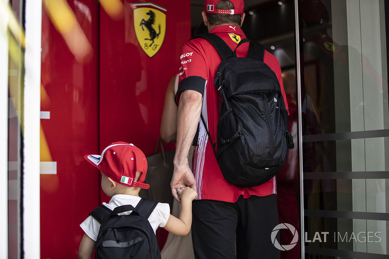 Kimi Raikkonen, Ferrari con su hijo Robin Raikkonen