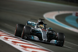 Lewis Hamilton, Mercedes F1 W08