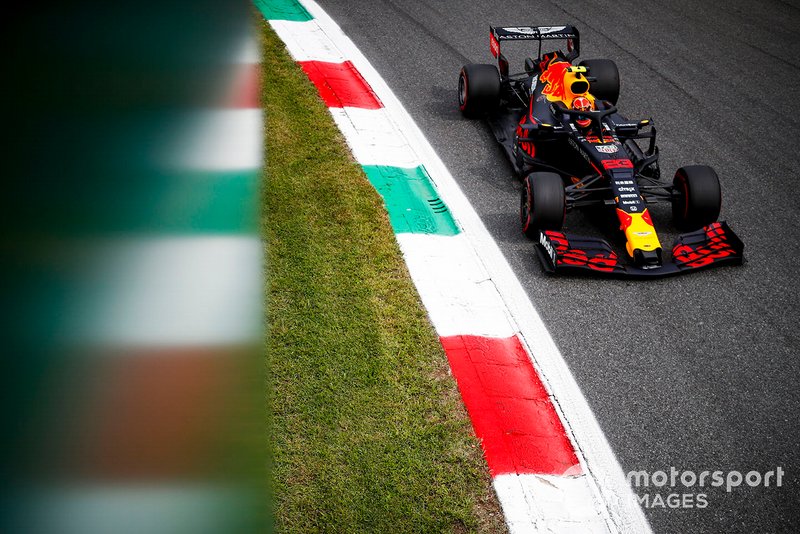 Александр Элбон, Red Bull Racing RB15