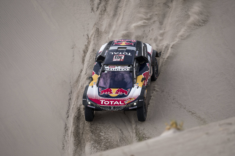 #303 Peugeot Sport Peugeot 3008 DKR: Carlos Sainz, Lucas Cruz