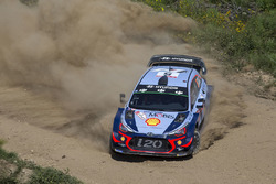 Тьєррі Ньовілль, Ніколя Жильсуль, Hyundai i20 WRC, Hyundai Motorsport