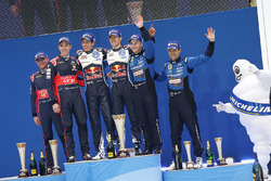 Podium: winners Sébastien Ogier, Julien Ingrassia, Volkswagen Motorsport, second place Hayden Paddon