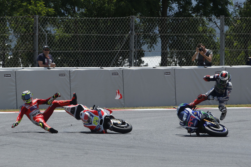 Iannone vs Lorenzo
