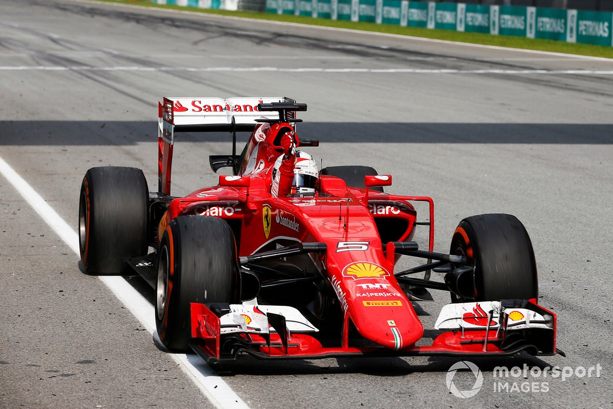 Yarış galibi Sebastian Vettel, Ferrari SF-15T
