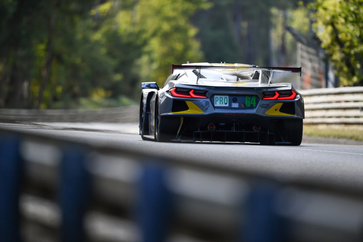 #64 Corvette Racing Chevrolet Corvette C8.R LMGTE Pro, Tommy Milner, Nicholas Tandy, Alexander Sims