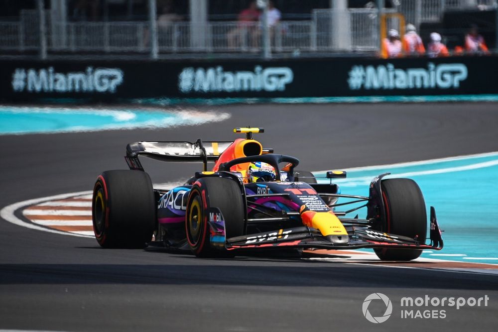 Sergio Pérez, Red Bull Racing RB19, en el Gran Premio de Miami de la F1 2023.