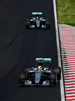 Льюїс Хемілтон, Mercedes AMG F1 W07 Hybrid