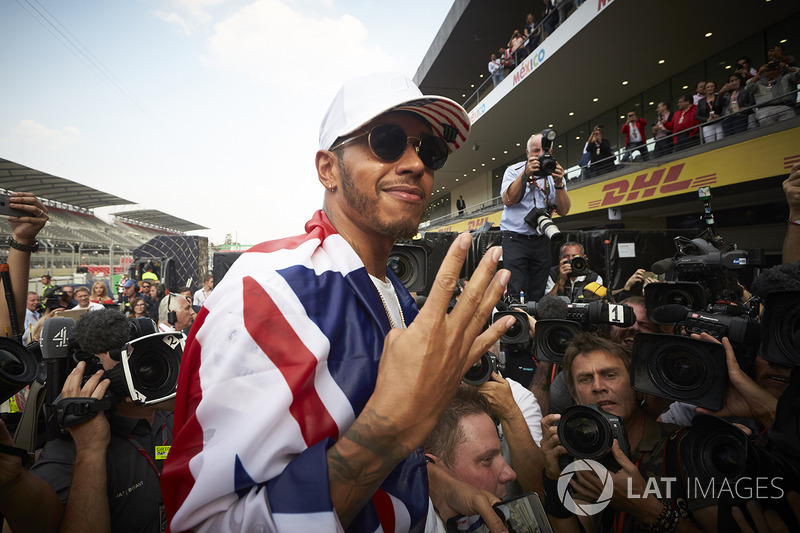 Campeón del mundo de F1 2017 Lewis Hamilton, Mercedes AMG F1