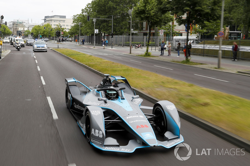 Formula 1 World Champion, Nico Rosberg, drives the Formula E Gen2 car around the streets of Berlin
