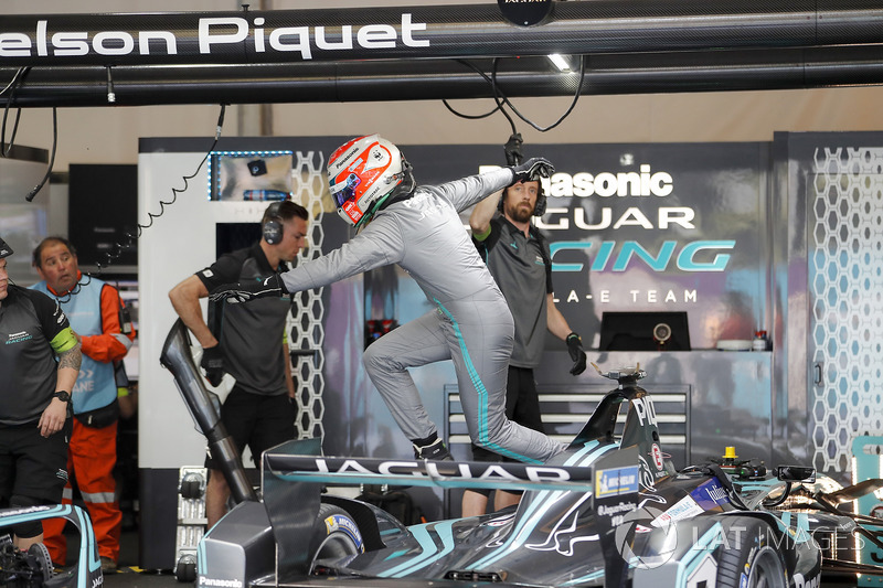 Nelson Piquet Jr., Jaguar Racing