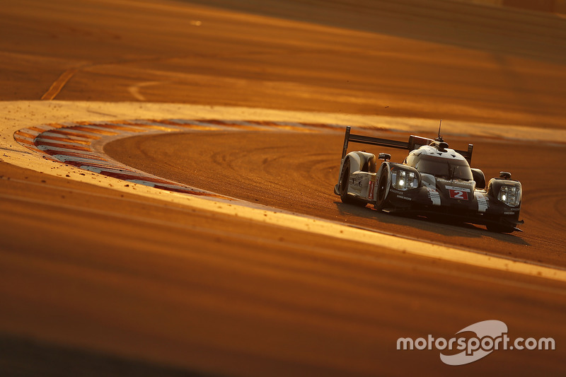 #2 Porsche Team Porsche 919 Hybrid: Ромен Дюма, Ніл Яні, Марк Ліб