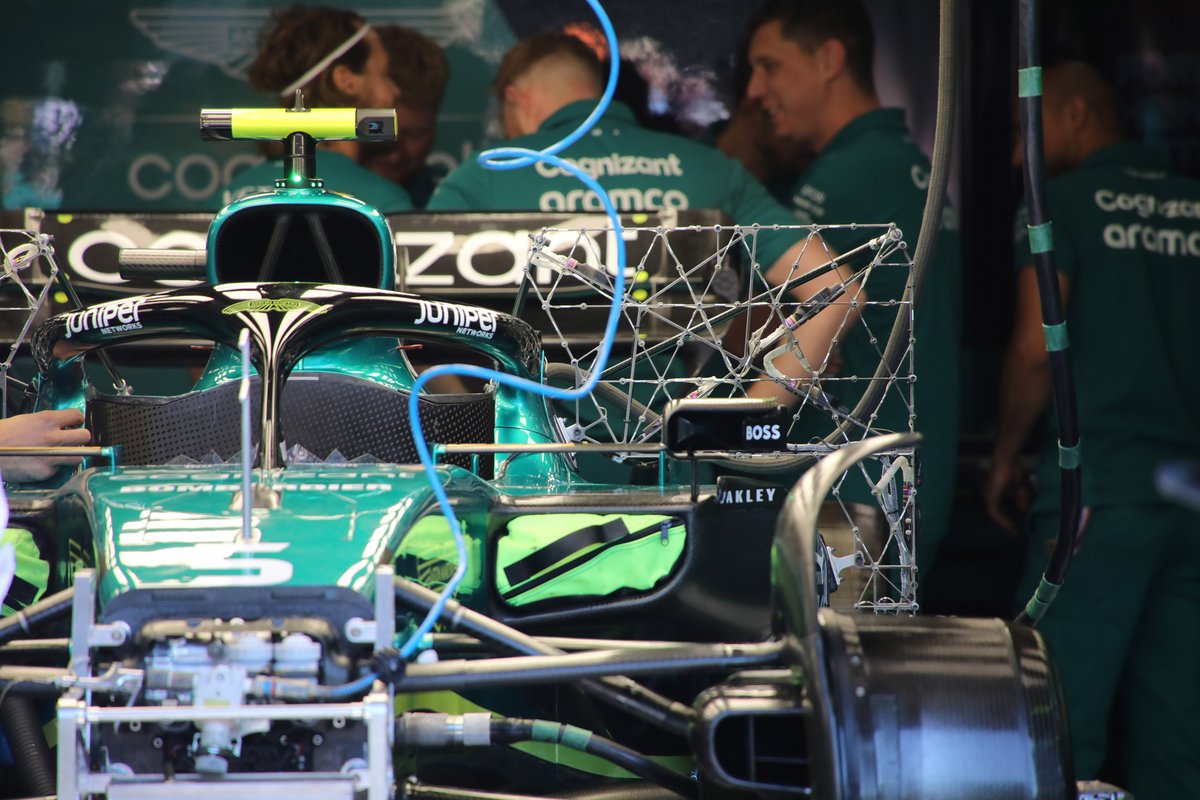 Detalle frontal del Aston Martin AMR22