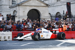 Stoffel Vandoorne, McLaren MP4/6