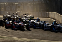 Nick Heidfeld, Mahindra Racing; Antonio Felix da Costa, Amlin Andretti Formula E Team; Robin Frijns,
