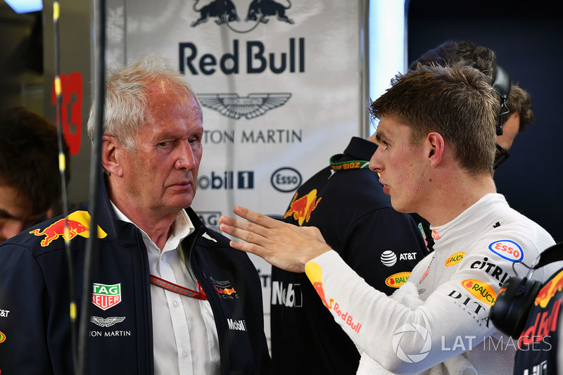 El Dr. Helmut Marko, consultor de Red Bull Motorsport y Max Verstappen, Red Bull Racing