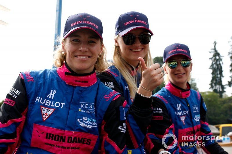 #83 Kessel Racing Ferrari 488 GTE: Manuela Gostner, Rahel Frey, Michelle Gatting