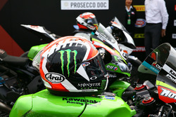 Jonathan Rea, Kawasaki Racing helmet