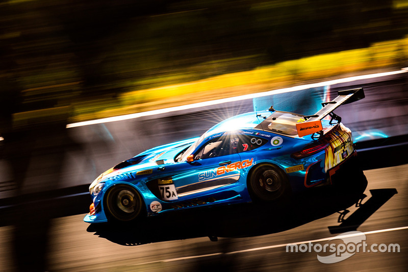 #75 Mercedes-AMG