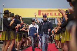 Daniil Kvyat, Scuderia Toro Rosso and Felipe Massa, Williams, on the drivers parade