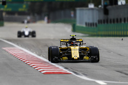 Карлос Сайнс-мол., Renault Sport F1 Team R.S. 18