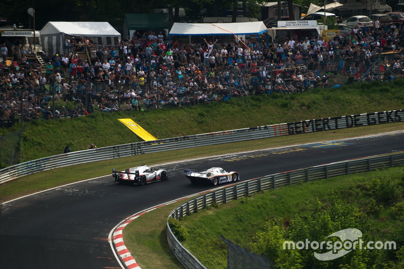 Hans-Joachim Stuck, Porsche 956 C, Timo Bernhard, Porsche 919 Hybrid Evo