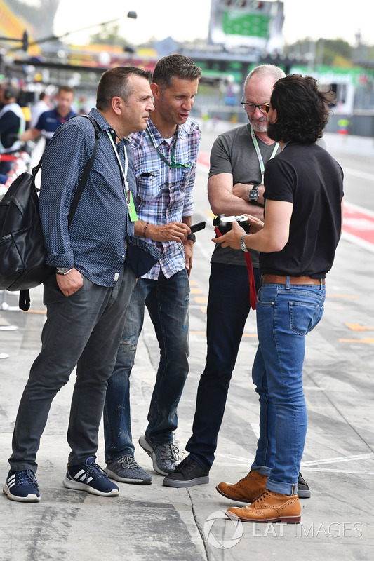 Liam Cunningham, Actor and Kit Harington, Actor, Ted Dobrzynski, viagp.com and Stefano Zuech, Motorsport Consultant