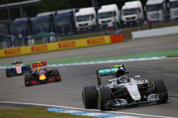 Ніко Росберг, Mercedes AMG F1 W07 Hybrid