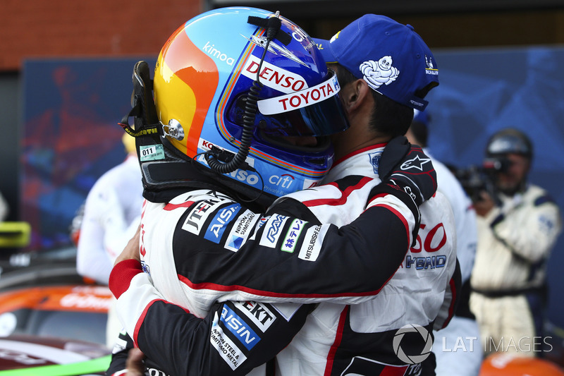 Победители Фернандо Алонсо и Казуки Накаджима, Toyota Gazoo Racing