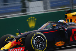 Daniel Ricciardo, Red Bull Racing RB12, aeroscreen ile