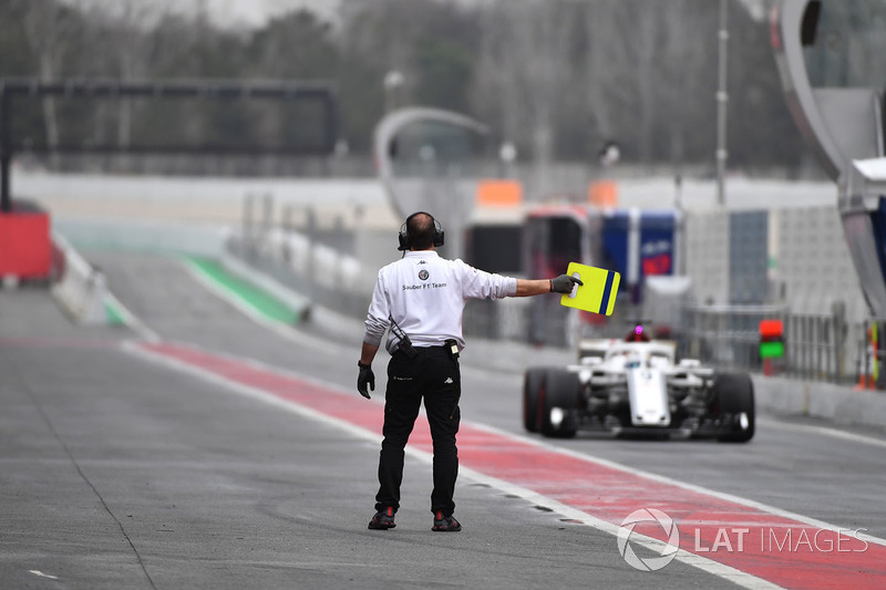 Механик Alfa Romeo Sauber F1 Team
