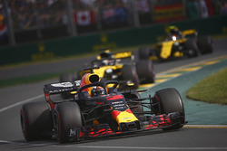 Даниэль Риккардо, Red Bull Racing RB14, Нико Хюлькенберг и Карлос Сайнс, Renault Sport F1 Team RS18