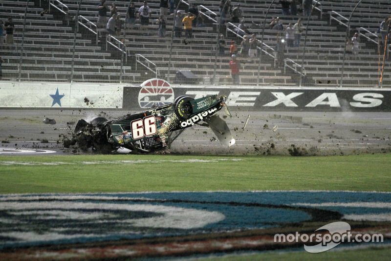 Unfall von Timothy Peters, MDM Motorsports Chevrolet