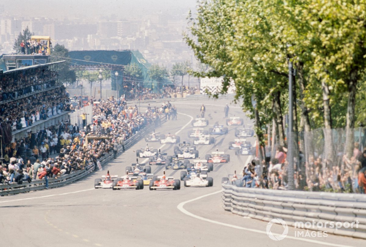 Awal dari Grand Prix Spanyol 1975 yang nahas.