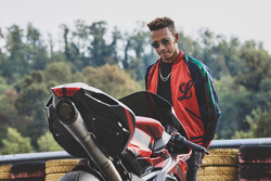 MV Agusta F4, Lewis Hamilton