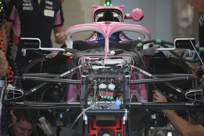Racing Point RP19, dettaglio della nuova sospensione anteriore con il doppio bracket