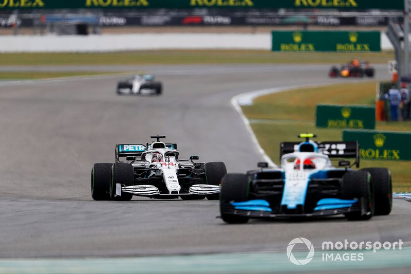 Robert Kubica, Williams FW42, leads Lewis Hamilton, Mercedes AMG F1 W10