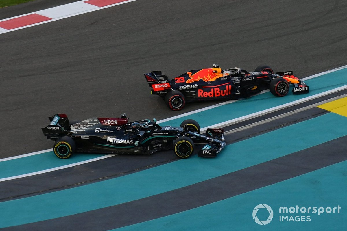 Борьба Льюиса Хэмилтона, Mercedes, и Макса Ферстаппена, Red Bull Racing, на Гран При Абу-Даби