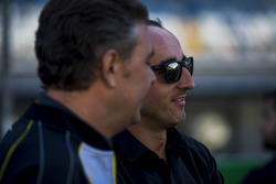 Robert Kubica ve Mario Isola, Pirelli