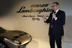 CEO Stefano Domenicali alla presentazione del Museo Lamborghini a Sant'Agata Bolognese