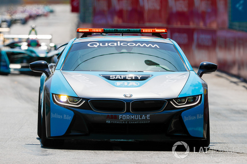 Safety car